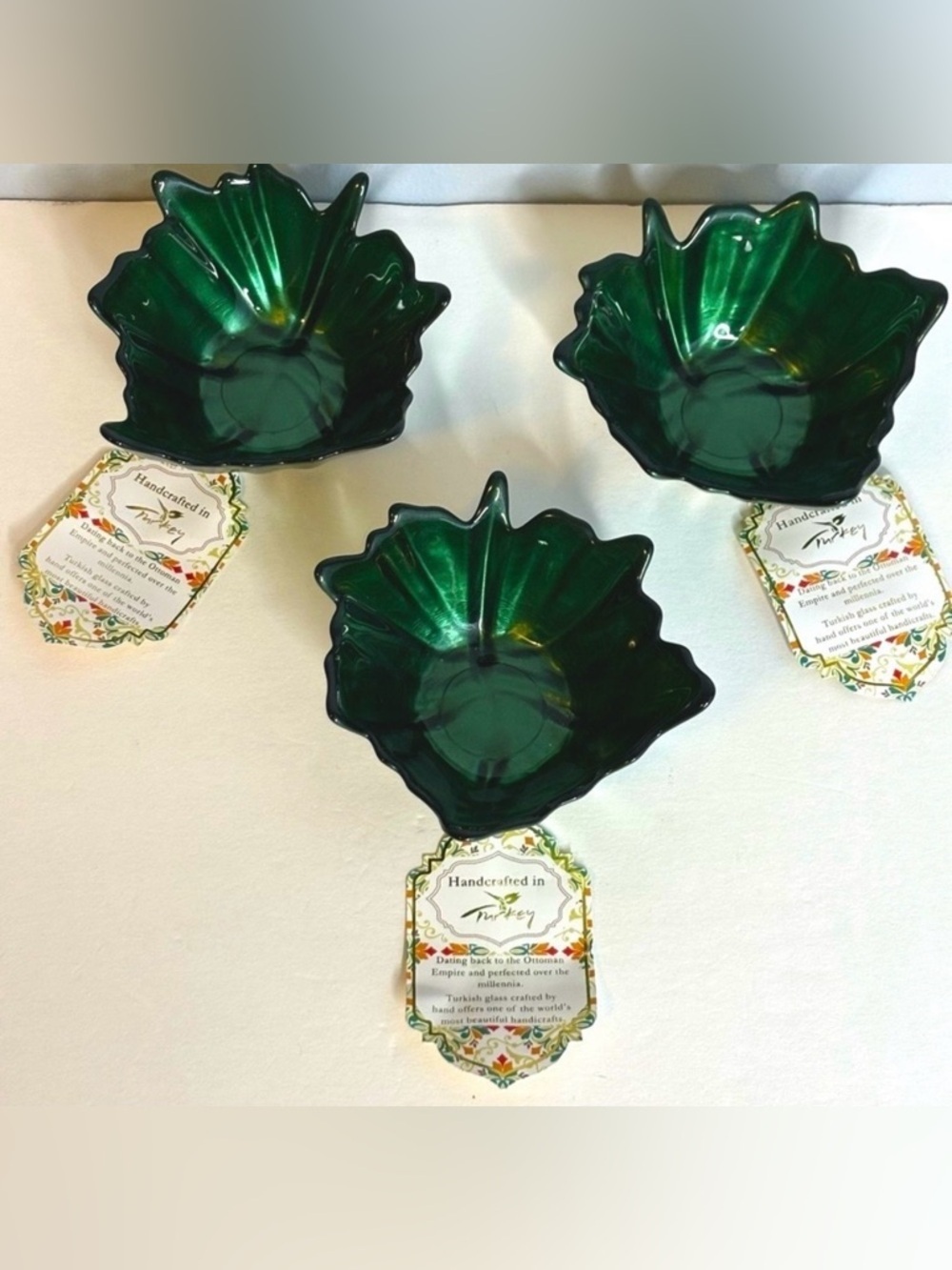 LEAF SHAPED BOWLS (SET OF 3)